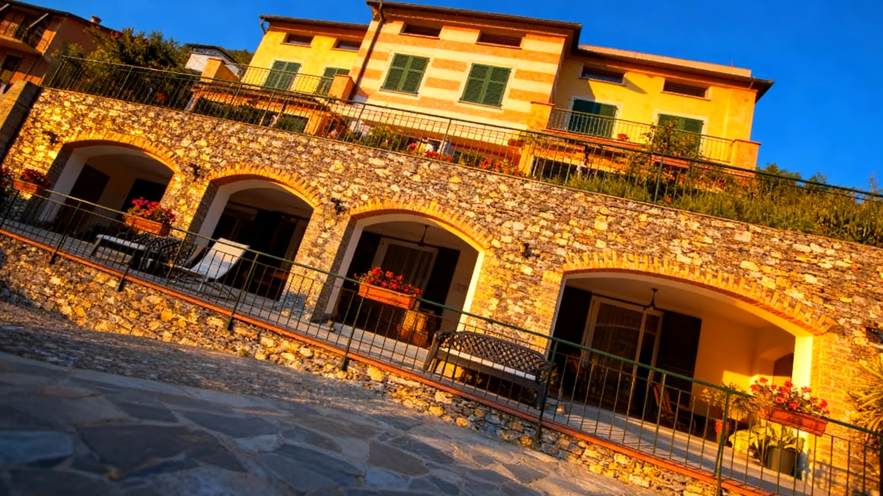 Un posto al sole 2025-12-18T06:35:29.448Z"