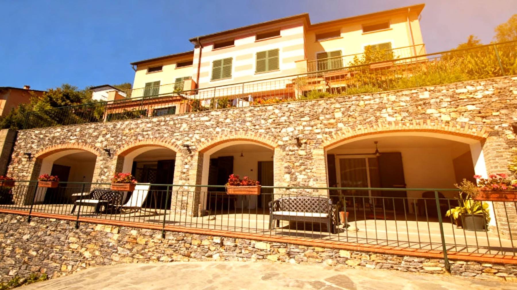 Un posto al sole 2025-12-28T06:35:13.698Z"